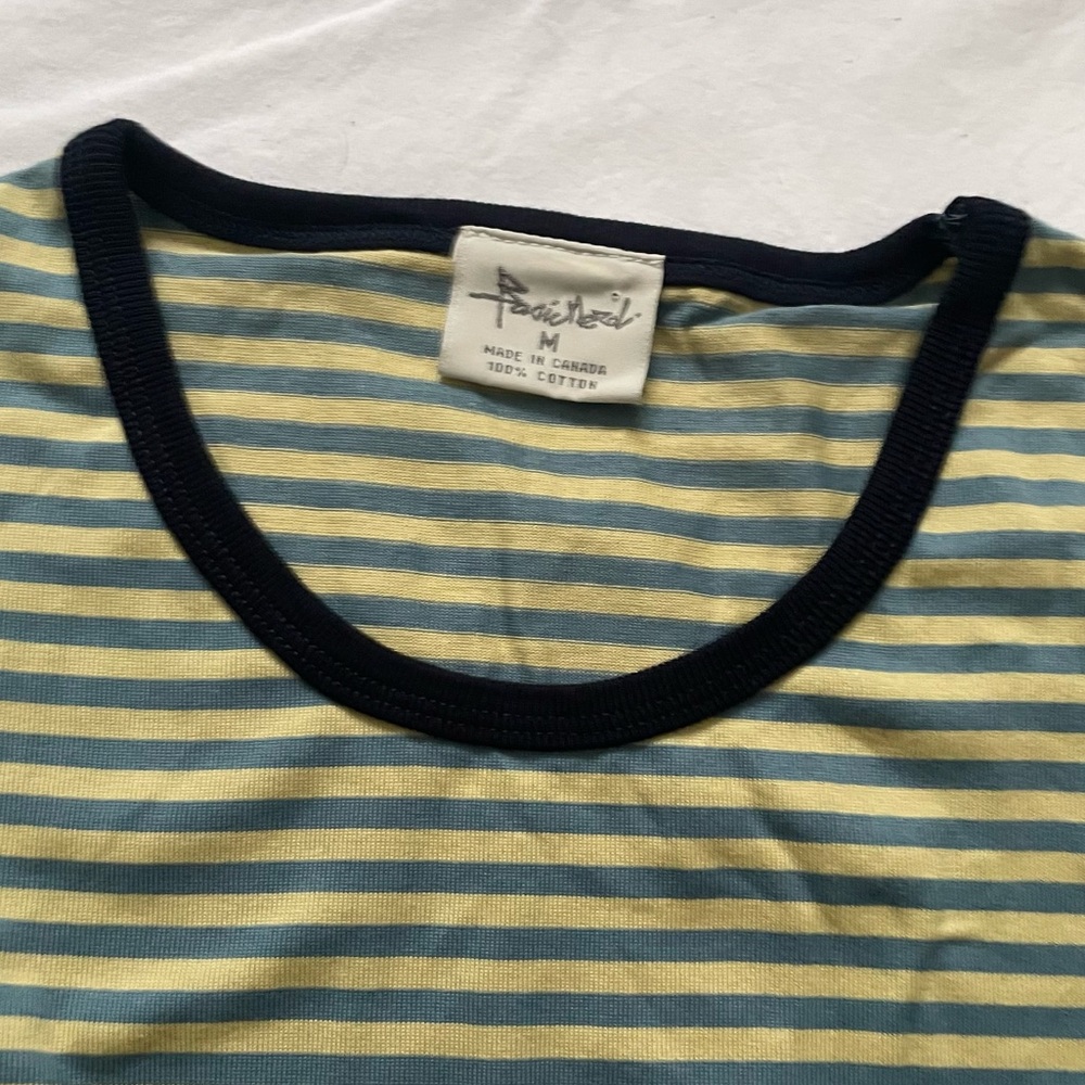VTG T-Shirt - Picture 3 of 8